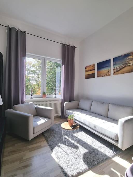 Ferienwohnung Direkt Am Suedstrand! Wilhelmshaven Exterior foto